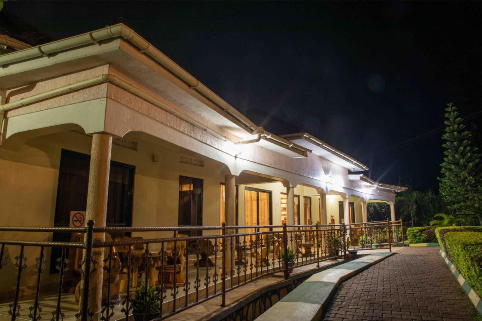 Miika Eco Resort Hotel Hoima المظهر الخارجي الصورة